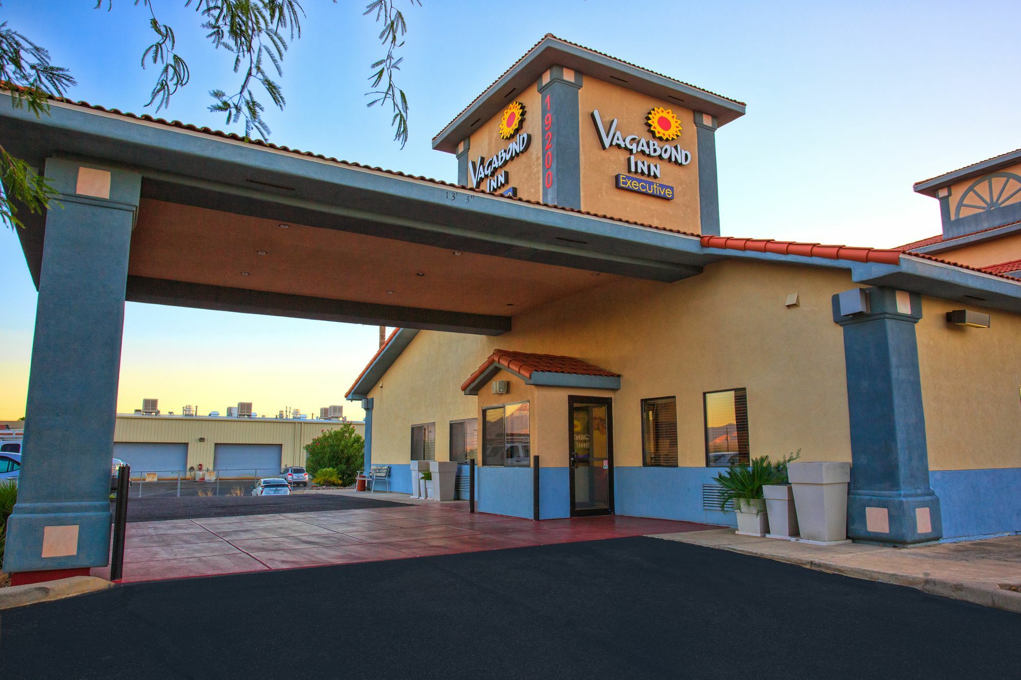 Vagabond Inn Executive Green Valley Ngoại thất bức ảnh